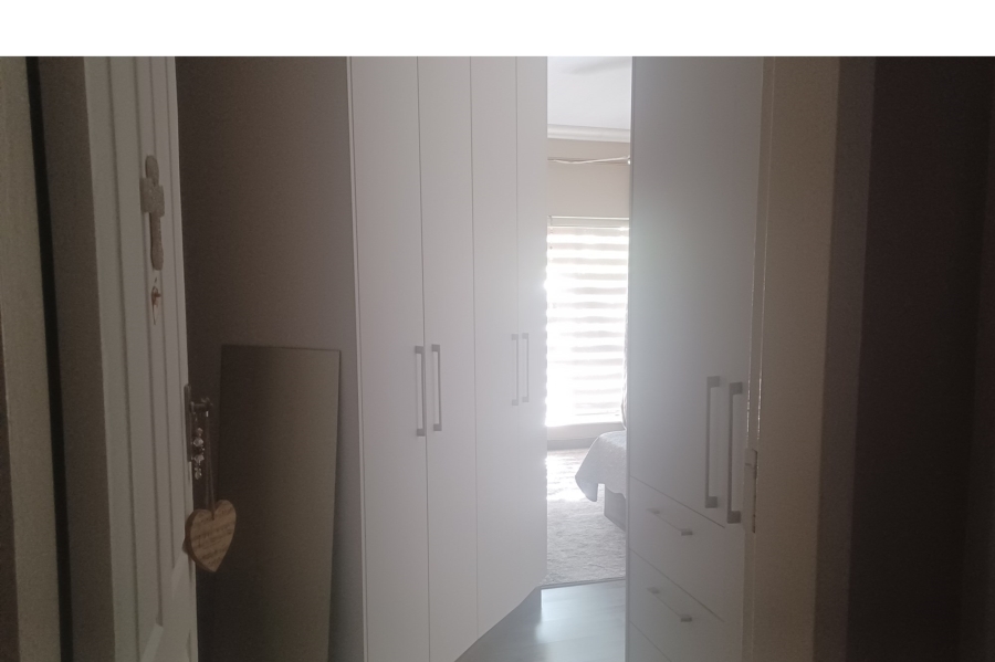 3 Bedroom Property for Sale in Naudeville Free State